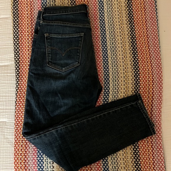 Levi’s 311 shaping skinny Jean medium wash - Picture 5 of 5